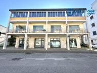 Visualizza le foto dell'immobile