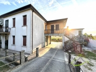 Visualizza le foto dell'immobile Visualizza le foto dell'immobile