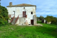 Visualizza le foto dell'immobile