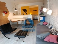 Visualizza le foto dell'immobile