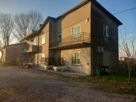 Visualizza le foto dell'immobile