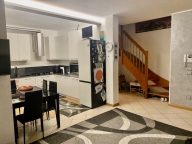 Visualizza le foto dell'immobile