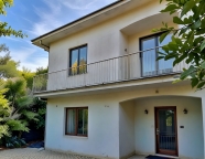 Visualizza le foto dell'immobile