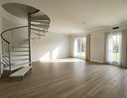 Visualizza le foto dell'immobile