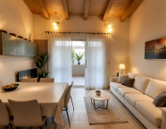 Visualizza le foto dell'immobile