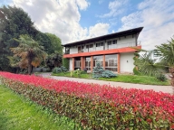Visualizza le foto dell'immobile