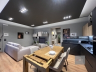 Visualizza le foto dell'immobile