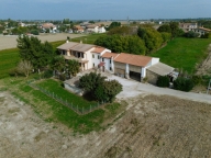 Visualizza le foto dell'immobile Visualizza le foto dell'immobile