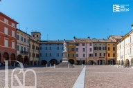 Visualizza le foto dell'immobile
