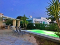 Visualizza le foto dell'immobile