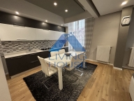 Visualizza le foto dell'immobile