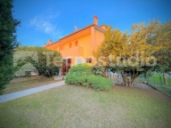 Visualizza le foto dell'immobile Visualizza le foto dell'immobile