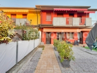 Visualizza le foto dell'immobile