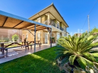 Visualizza le foto dell'immobile