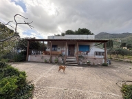 Visualizza le foto dell'immobile