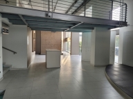 Visualizza le foto dell'immobile