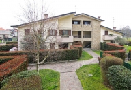 Visualizza le foto dell'immobile