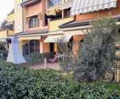 Visualizza le foto dell'immobile