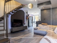 Visualizza le foto dell'immobile