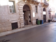 Visualizza le foto dell'immobile