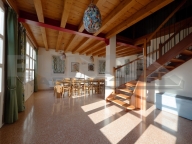 Visualizza le foto dell'immobile