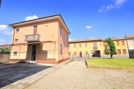 Visualizza le foto dell'immobile