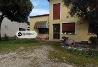 Visualizza le foto dell'immobile