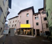 Visualizza le foto dell'immobile