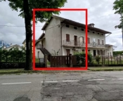 Visualizza le foto dell'immobile