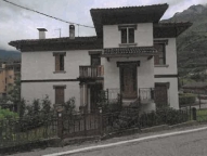 Visualizza le foto dell'immobile