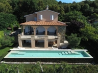 Visualizza le foto dell'immobile