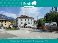 Visualizza le foto dell'immobile