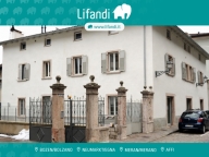 Visualizza le foto dell'immobile
