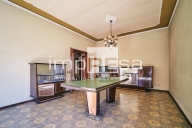 Visualizza le foto dell'immobile Visualizza le foto dell'immobile