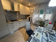 Vai alla scheda immobile Vai alla scheda immobile