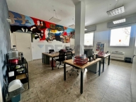 Visualizza le foto dell'immobile