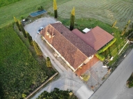 Visualizza le foto dell'immobile