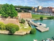 Visualizza le foto dell'immobile
