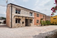 Visualizza le foto dell'immobile Visualizza le foto dell'immobile