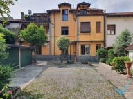 Visualizza le foto dell'immobile