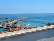 Vai alla scheda immobile Vai alla scheda immobile