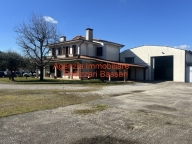 Visualizza le foto dell'immobile Visualizza le foto dell'immobile