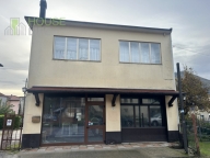 Visualizza le foto dell'immobile