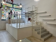 Visualizza le foto dell'immobile