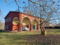 Visualizza le foto dell'immobile