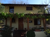 Visualizza le foto dell'immobile