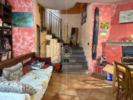 Visualizza le foto dell'immobile