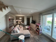 Visualizza le foto dell'immobile