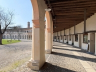 Visualizza le foto dell'immobile