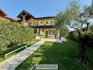 Visualizza le foto dell'immobile